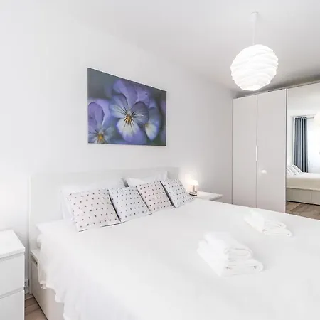 Seaside Breeze Stylish Apartment Balcony & Parking By Noclegi Renters Misdroy Exterior foto